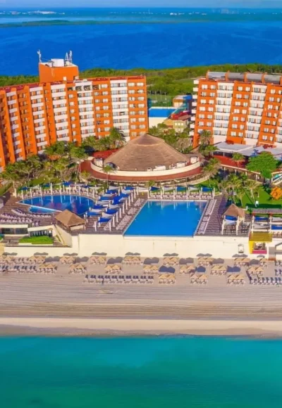 Crown Paradise Club Cancun
